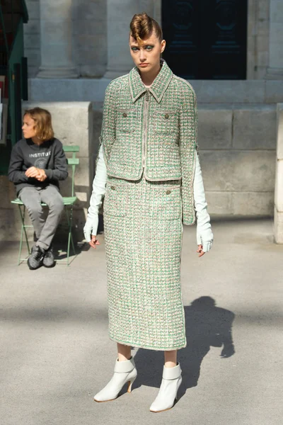 Look 20